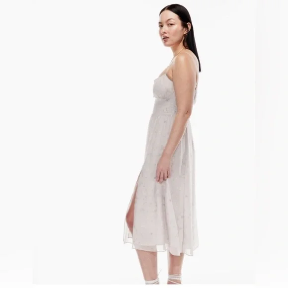 Elegant Lilac Midi Dress - Wilfred Genoa - Picture 2 of 11